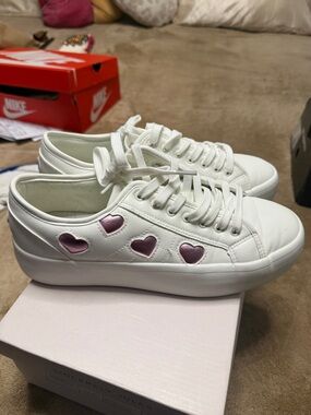 Sincerely Jules White Sneakers with Pink Heart Details